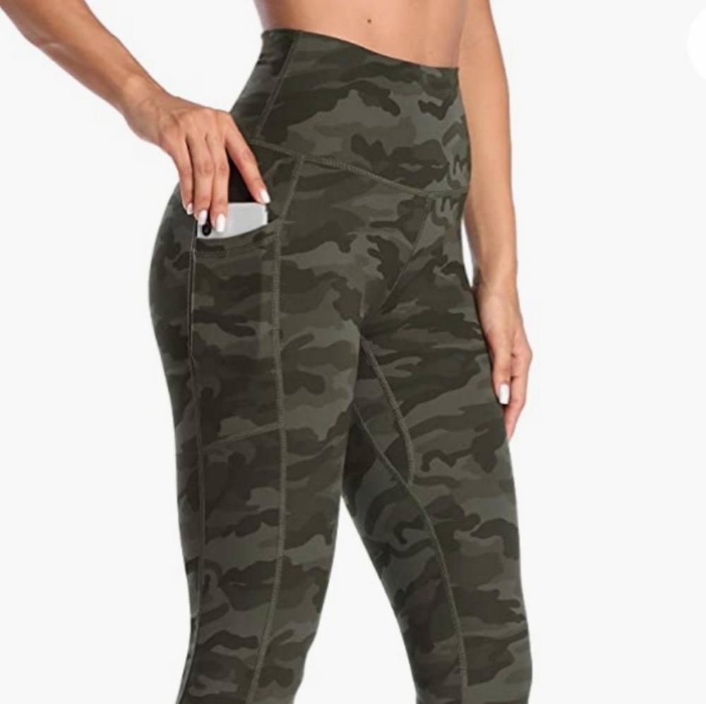 Colorfulkoala High Waisted Yoga Pants - 7/8 Length Leggings with Pockets